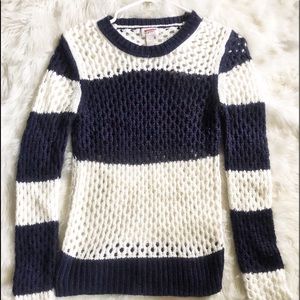 Women’s Sweater